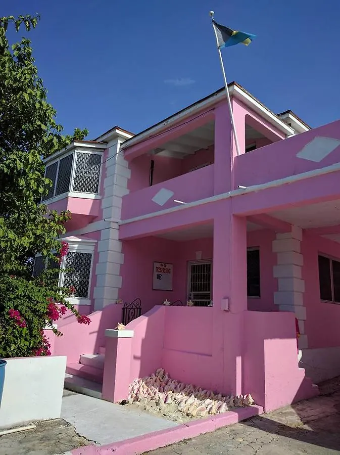 Da Pink And White Palace 나사우